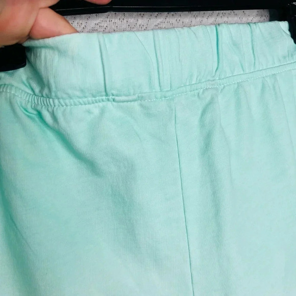 Vero Moda Women’s Green Ombre "Betty" Sweat Shorts Size M High Rise - Picture 9 of 12